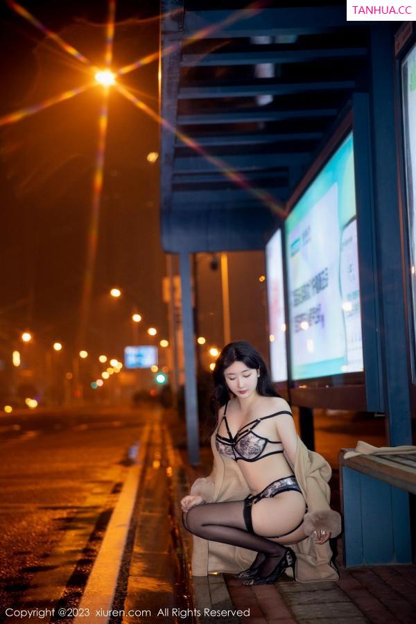 江真真  [XiuRen]高清写真图 2023.03.16 No.6424 江真真 黑丝美臀第20张图片